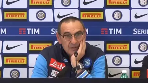 Sarri, técnico del Nápoles, en rueda de prensa Sarri, técnico del Nápoles, en rueda de prensa