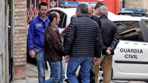 La Guardia Civil registra la vivienda de Javier Ledo