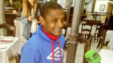 Catanha, ex jugador del M&aacute;laga, en el Cantarrana