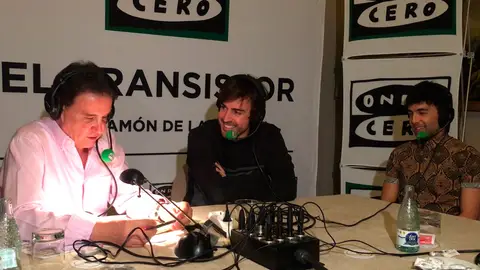 Fernando Alonso respondiendo a las preguntas de José Ramón de la Morena Fernando Alonso respondiendo a las preguntas de José Ramón de la Morena