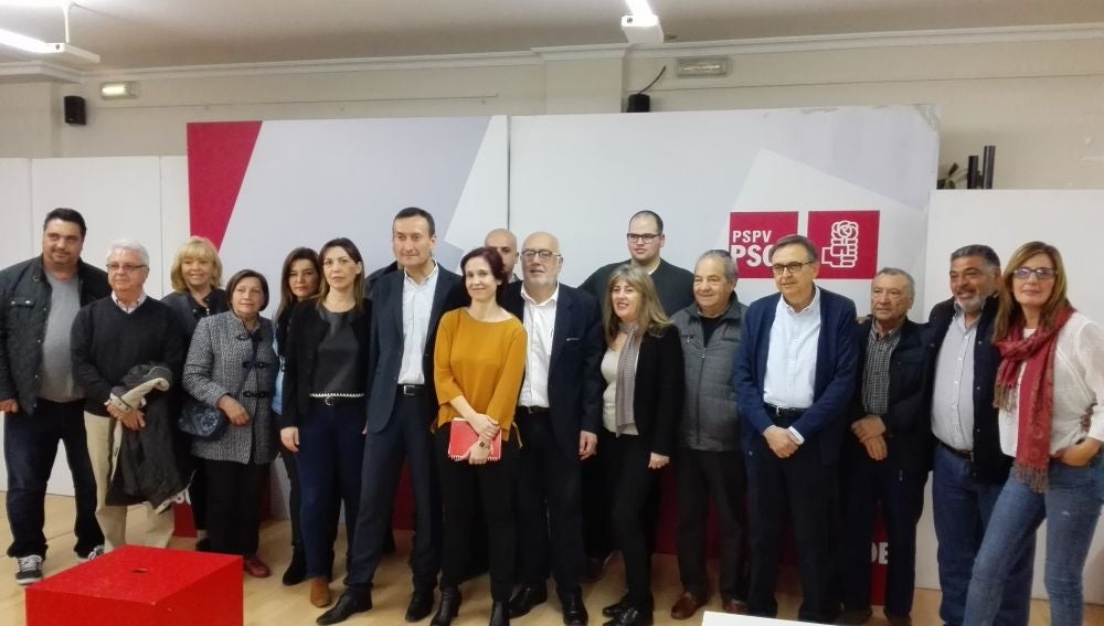 Ana Arabid tras la presentación de su candidatura a la secretaría general del PSOE de Elche