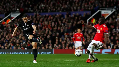 Ben Yedder remata a puerta en su primer gol Ben Yedder remata a puerta en su primer gol