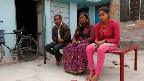 Monika, una niña india de 13 años que evitó ser casada con un hombre mayor gracias a una llamada Monika, una niña india de 13 años que evitó ser casada con un hombre mayor gracias a una llamada
