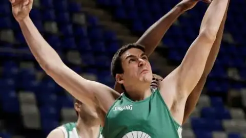 Carlos Suárez, jugador de Unicaja Carlos Suárez, jugador de Unicaja