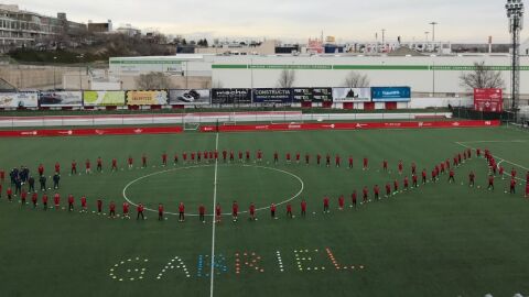 El homenaje de la cantera del Sanse a Gabriel Cruz