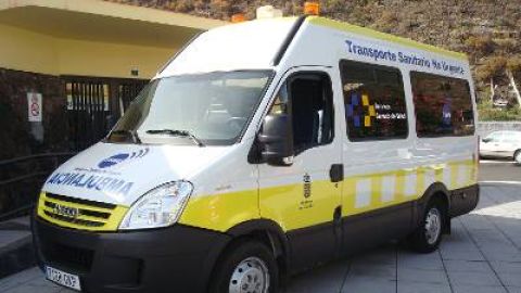 Ambulancia de Transporte No urgente del Gobierno de Canarias. Paros de 3 horas el 14 de Marzo de 2018