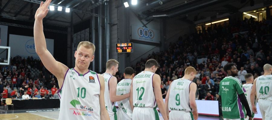 Los jugadores del Unicaja tras caer eliminados en la Euroliga Los jugadores del Unicaja tras caer eliminados en la Euroliga