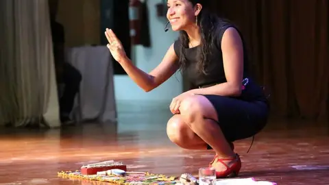 Teatro de la sensación Con aroma de mujer