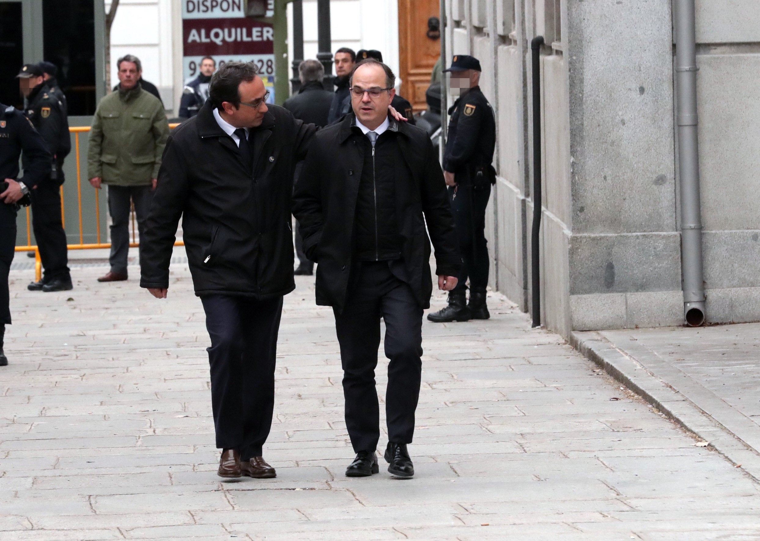 La Fiscalía pide prisión para Turull, Rull, Romeva, Forcadell y Bassa por riesgo de fuga y reiteración delictiva La Fiscalía pide prisión para Turull, Rull, Romeva, Forcadell y Bassa por riesgo de fuga y reiteración delictiva