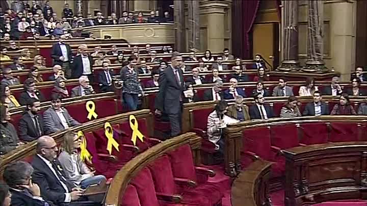 Francesc Robert: "Hemos visto dos parlamentos, uno de independentistas apelando a las emociones y otro haciéndolo a las razones" Francesc Robert: "Hemos visto dos parlamentos, uno de independentistas apelando a las emociones y otro haciéndolo a las razones"