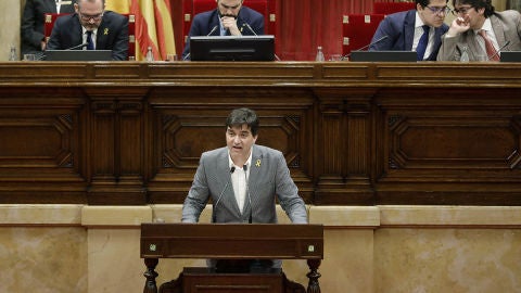 Sergi Sabri&agrave; en el Parlament