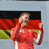 Vettel celebra un triunfo