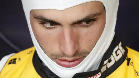 Carlos Sainz, con gesto serio Carlos Sainz, con gesto serio