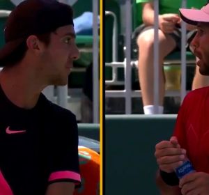 Momento del enfrentamiento entre Verdasco y Kokkinakis en Miami Momento del enfrentamiento entre Verdasco y Kokkinakis en Miami