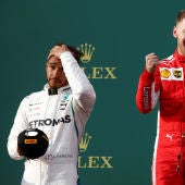 Vettel y Hamilton en el podio de Albert Park