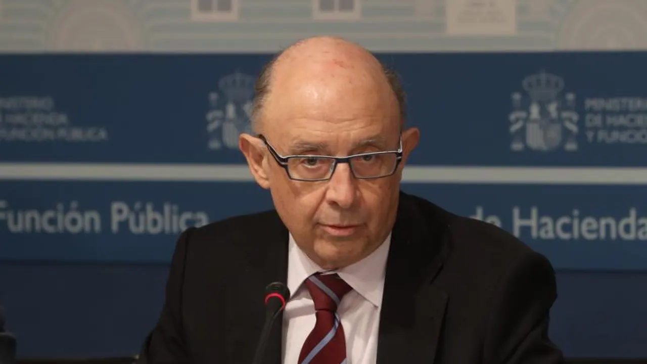 Cristóbal Montoro, ministro de Hacienda