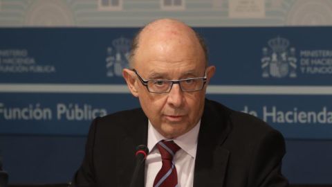 Crist&oacute;bal Montoro, ministro de Hacienda