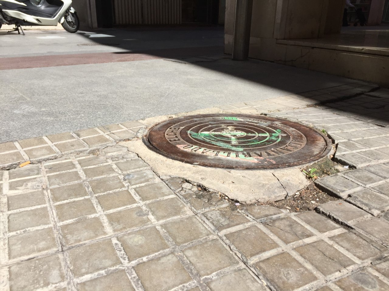 Ilicitanos por Elche pide al tripartito que arregle las calles del centro histórico que ya son peatonales Ilicitanos por Elche pide al tripartito que arregle las calles del centro histórico que ya son peatonales