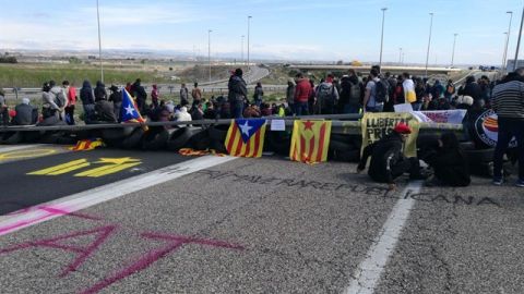 Los CDR cortan una carretera en Soses