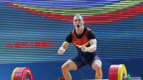 El canario Andr&eacute;s Mata