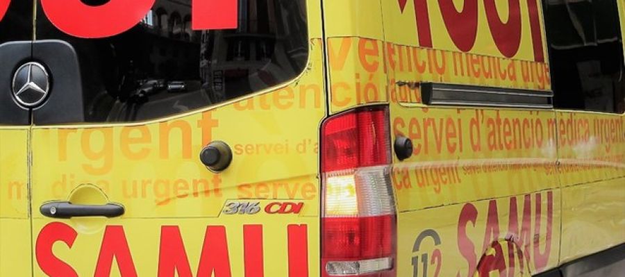 Ambulancia del Servicio de Atención Médica Urgente 061 de las Baleares Ambulancia del Servicio de Atención Médica Urgente 061 de las Baleares