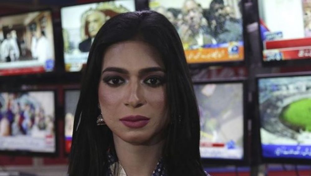 Marvia Malik, la primera presentadora de tv transexual de Pakistán