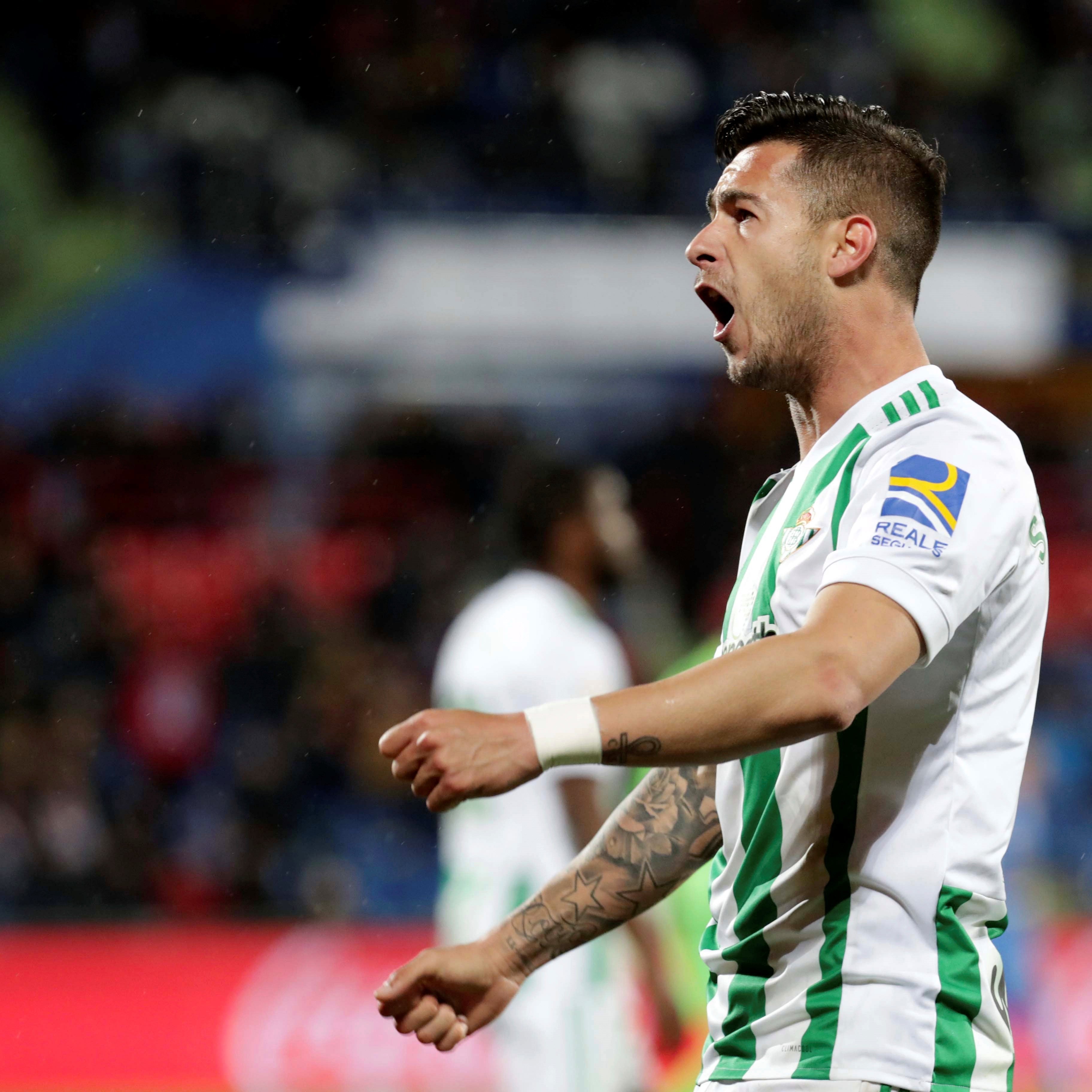 El Valencia quiere a Sergio León cedido, pero el Betis sólo contempla un traspaso El Valencia quiere a Sergio León cedido, pero el Betis sólo contempla un traspaso