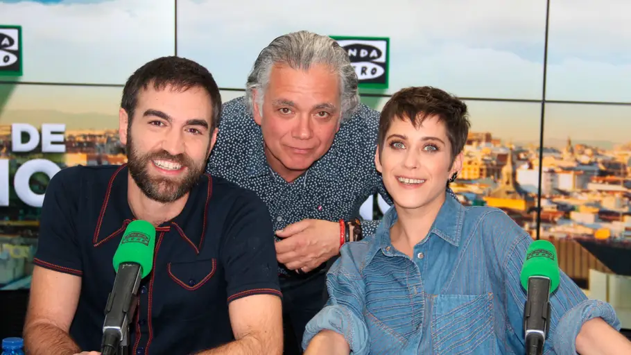 Jon Plazaola y María León con Juan Ramón Lucas en Onda Cero Jon Plazaola y María León con Juan Ramón Lucas en Onda Cero