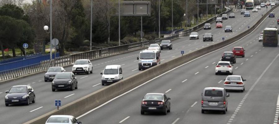 Tráfico de entrada en Madrid por la A-5, carretera de Extremadura, a la altura de Cuatro Vientos Tráfico de entrada en Madrid por la A-5, carretera de Extremadura, a la altura de Cuatro Vientos