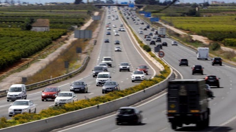 Vista general del tráfico en una autovía española