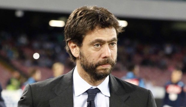 Andrea Agnelli, presidente de la Juventus: "No se puede cometer un error así en el último minuto. Si lo hubiese podido revisar en televisión no lo habría pitado" Andrea Agnelli, presidente de la Juventus: "No se puede cometer un error así en el último minuto. Si lo hubiese podido revisar en televisión no lo habría pitado"