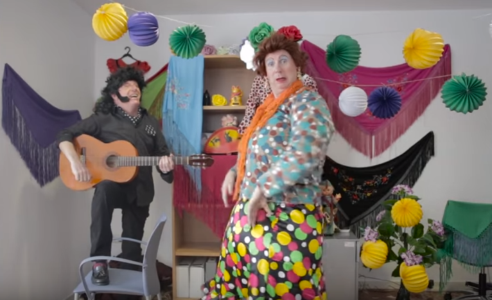 Los andaluces se quejan de los estereotipos ofensivos de las televisiones Los andaluces se quejan de los estereotipos ofensivos de las televisiones