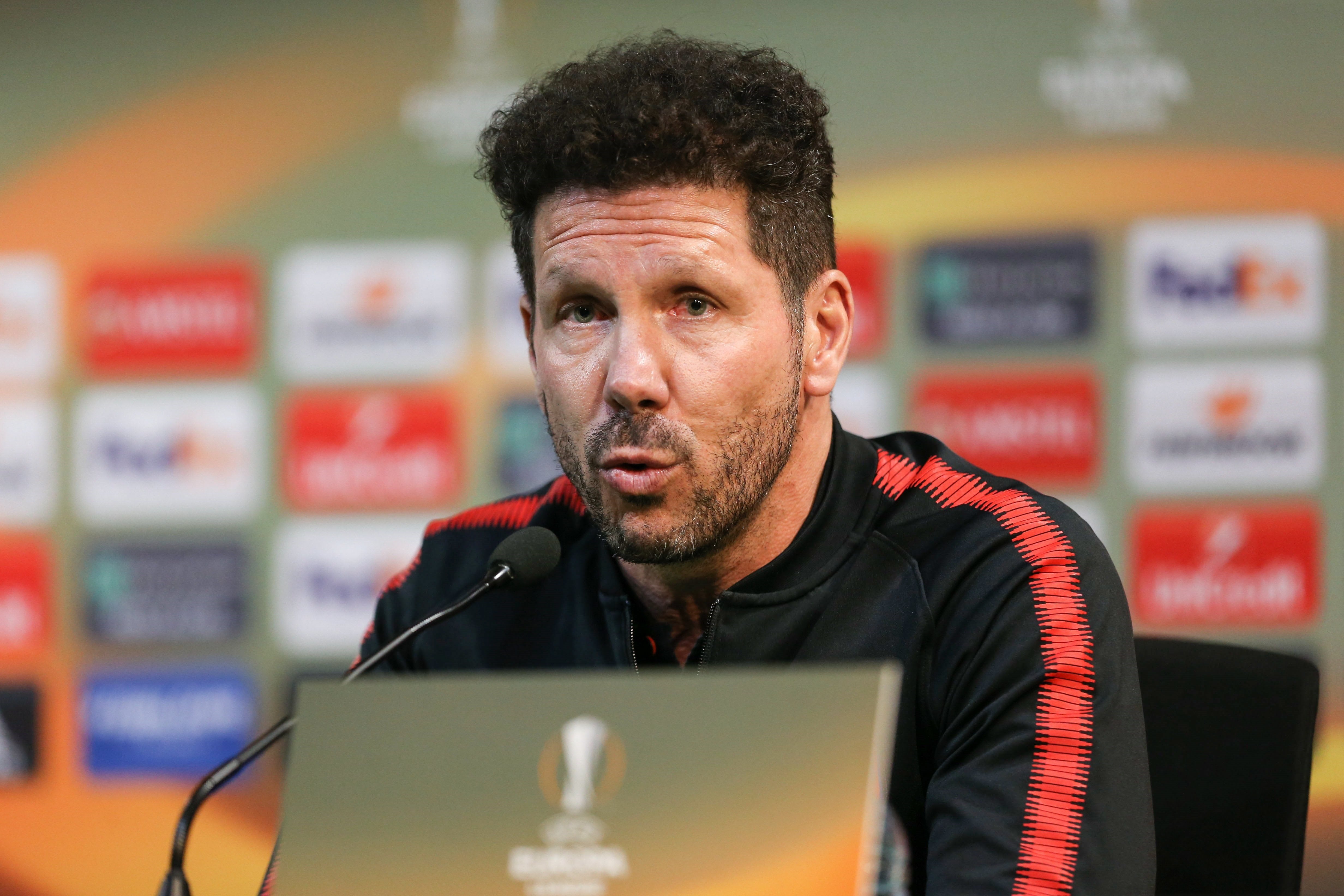 Simeone: "Me siento responsable de la vuelta de Torres y también soy partícipe de su decisión de irse" Simeone: "Me siento responsable de la vuelta de Torres y también soy partícipe de su decisión de irse"