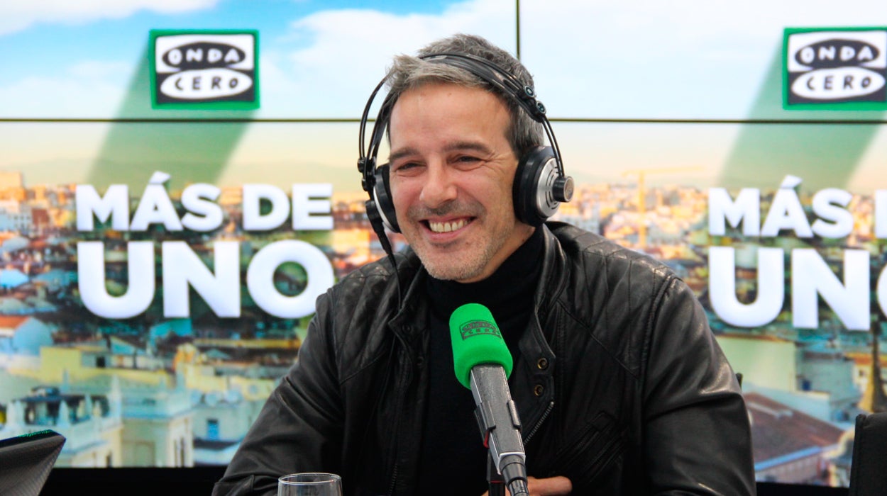 David Calle: "A los alumnos hay que contarles las cosas de forma divertida para que no desconecten en las clases" David Calle: "A los alumnos hay que contarles las cosas de forma divertida para que no desconecten en las clases"