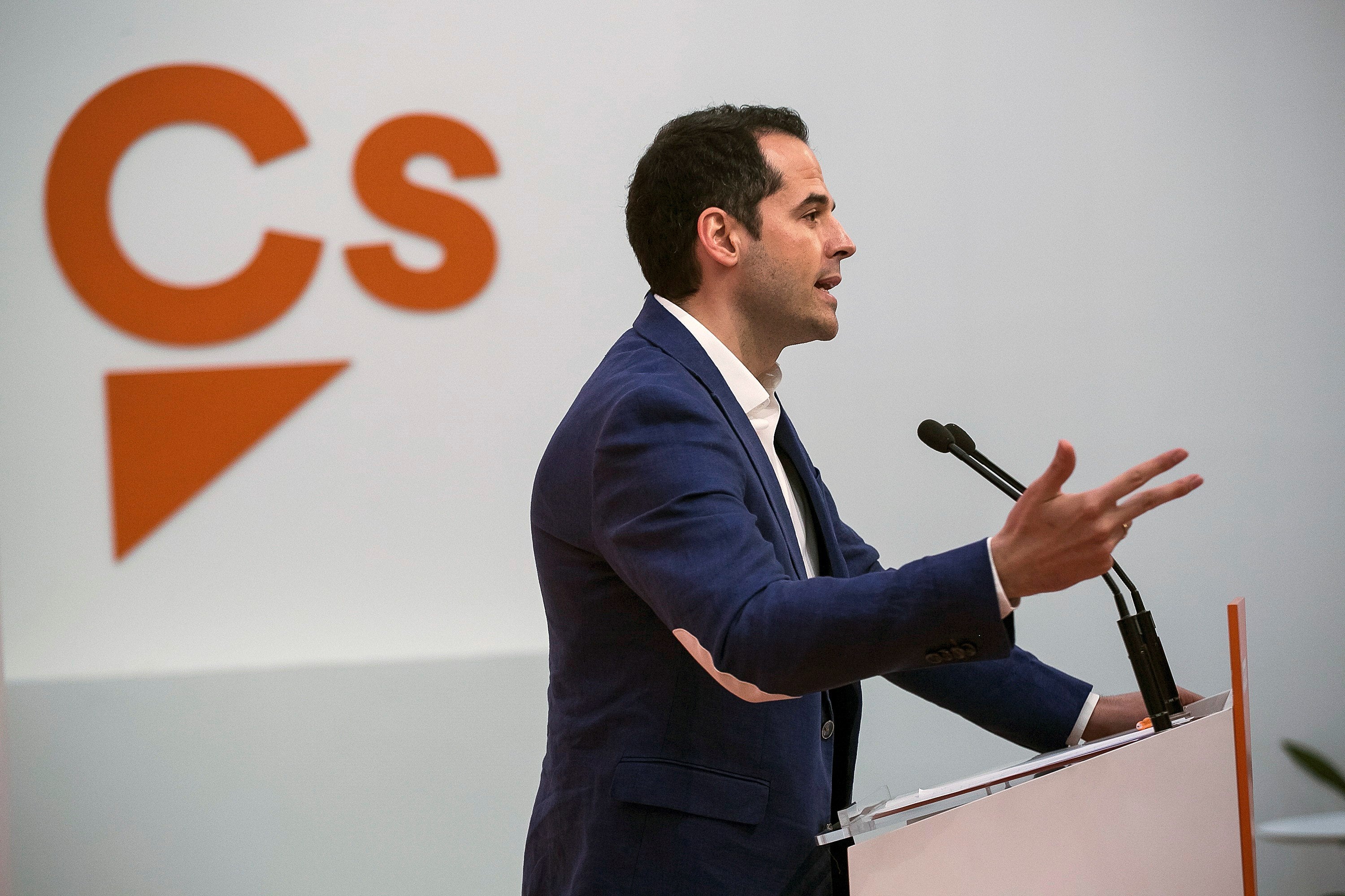 Ciudadanos pide a Pedro Sánchez que "exija responsabilidades" a Torra Ciudadanos pide a Pedro Sánchez que "exija responsabilidades" a Torra