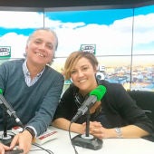 Cristina Pardo con Juan Ramón Lucas en los estudios de Onda Cero
