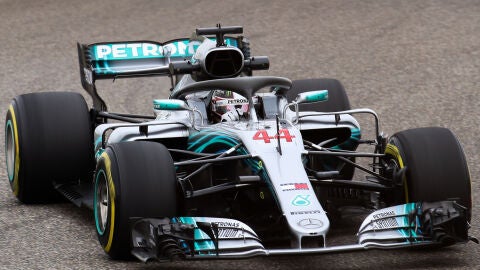 Lewis Hamilton, en el trazado del GP de China