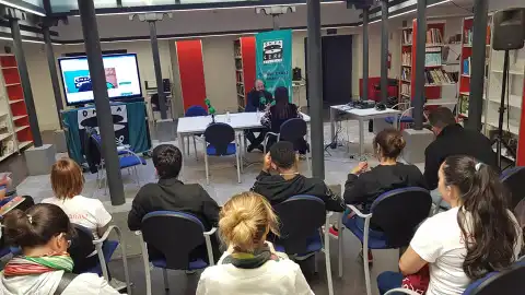 Gran Canaria En La Onda en directo desde la Biblioteca Insular de Gran Canaria. Viernes 13/04/2018 Gran Canaria En La Onda en directo desde la Biblioteca Insular de Gran Canaria. Viernes 13/04/2018