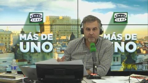Carlos Alsina durante el programa M&aacute;s de uno