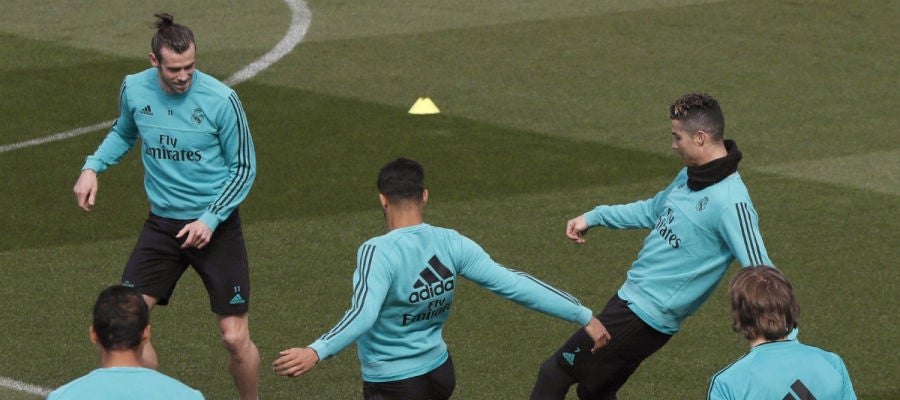 Ronaldo y Bale, en un entrenamiento del Real Madrid Ronaldo y Bale, en un entrenamiento del Real Madrid