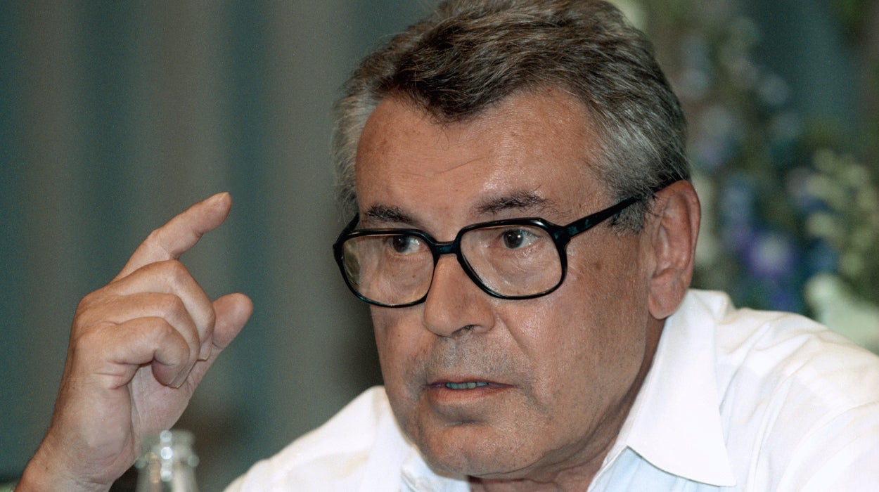 Muere el director de cine checo, Milos Forman, a los 86 años Muere el director de cine checo, Milos Forman, a los 86 años