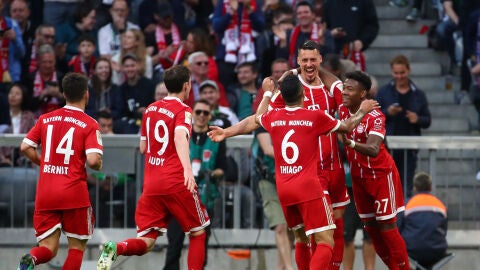 Sandro Wagner celebra un gol ante el Gladbach