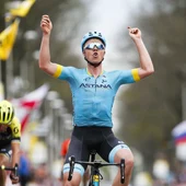 Michael Valgren Andersen celebra su victoria en la Amstel Gold Race Michael Valgren Andersen celebra su victoria en la Amstel Gold Race