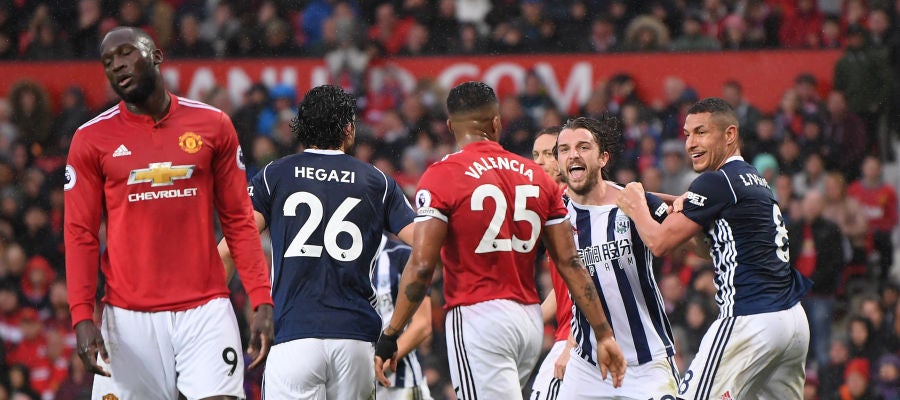 Jay Rodríguez celebra su gol en Old Trafford Jay Rodríguez celebra su gol en Old Trafford