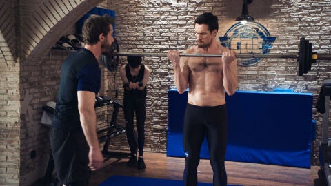 Ximo e I&ntilde;aki dejan en rid&iacute;culo a Josemari con sus cuerpos esculturales 