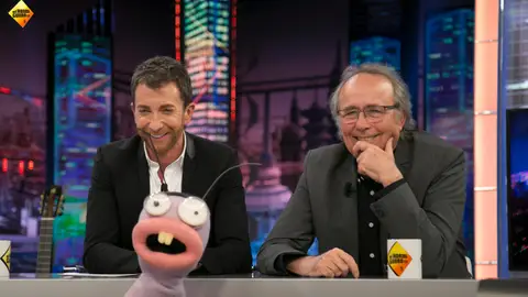 De Joan Manuel Serrat a Antonio Carmona, así es su transformación según Trancas y Barrancas en 'El Hormiguero 3.0' De Joan Manuel Serrat a Antonio Carmona, así es su transformación según Trancas y Barrancas en 'El Hormiguero 3.0'