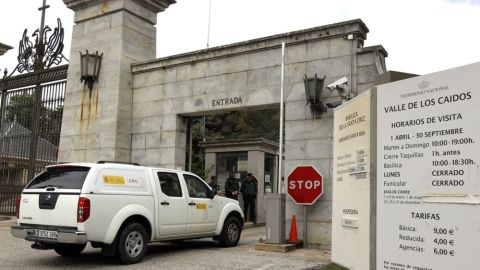 Patrimonio impide la entrada de los familiares para no entorpecer el trabajo de los t&eacute;cnicos en las exhumaciones del Valle de los Ca&iacute;dos