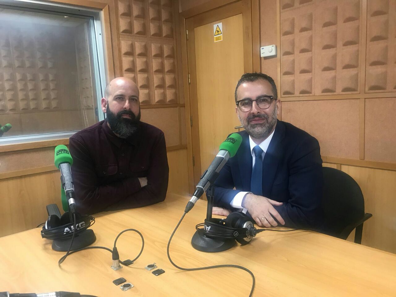 Mariano Cejas pvoz. Ciudadanos en Canarias "Rosa Dávila (CC) puede darle una llamadita también al PNV para que apoye los PGE, porque son buenos a nivel nacional y para Canarias" Mariano Cejas pvoz. Ciudadanos en Canarias "Rosa Dávila (CC) puede darle una llamadita también al PNV para que apoye los PGE, porque son buenos a nivel nacional y para Canarias"