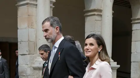 Los Reyes de España durante el Premio Cervantes 