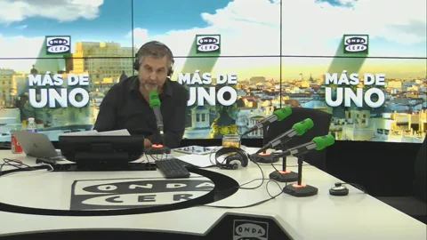 Monólogo de Alsina: "Algo falla cuando los estudiantes demuestran ser más maduros que sus profesores" Monólogo de Alsina: "Algo falla cuando los estudiantes demuestran ser más maduros que sus profesores"